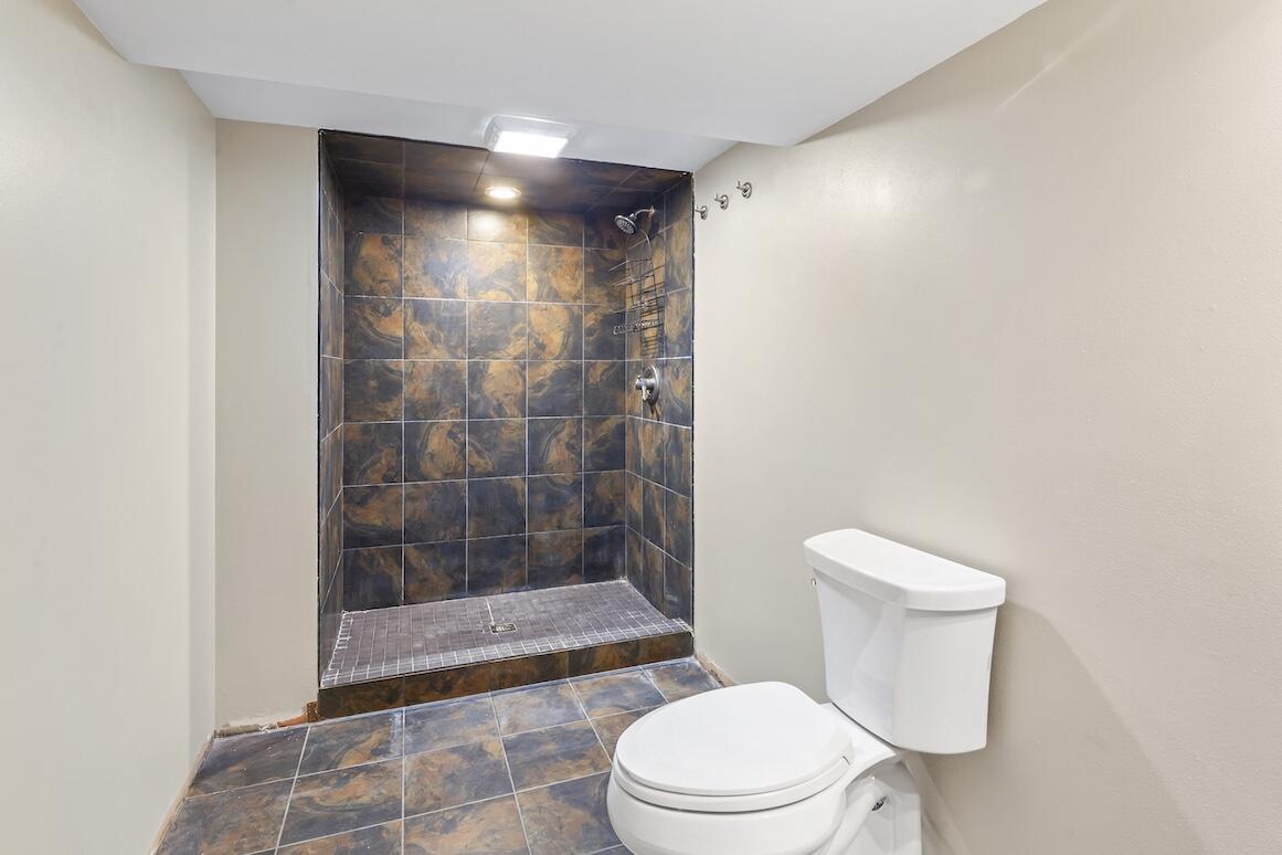 N56W36792 Cherokee Road Oconomowoc, WI 53066 - Photo 35 of 45 N56W36792 Cherokee Rd 38