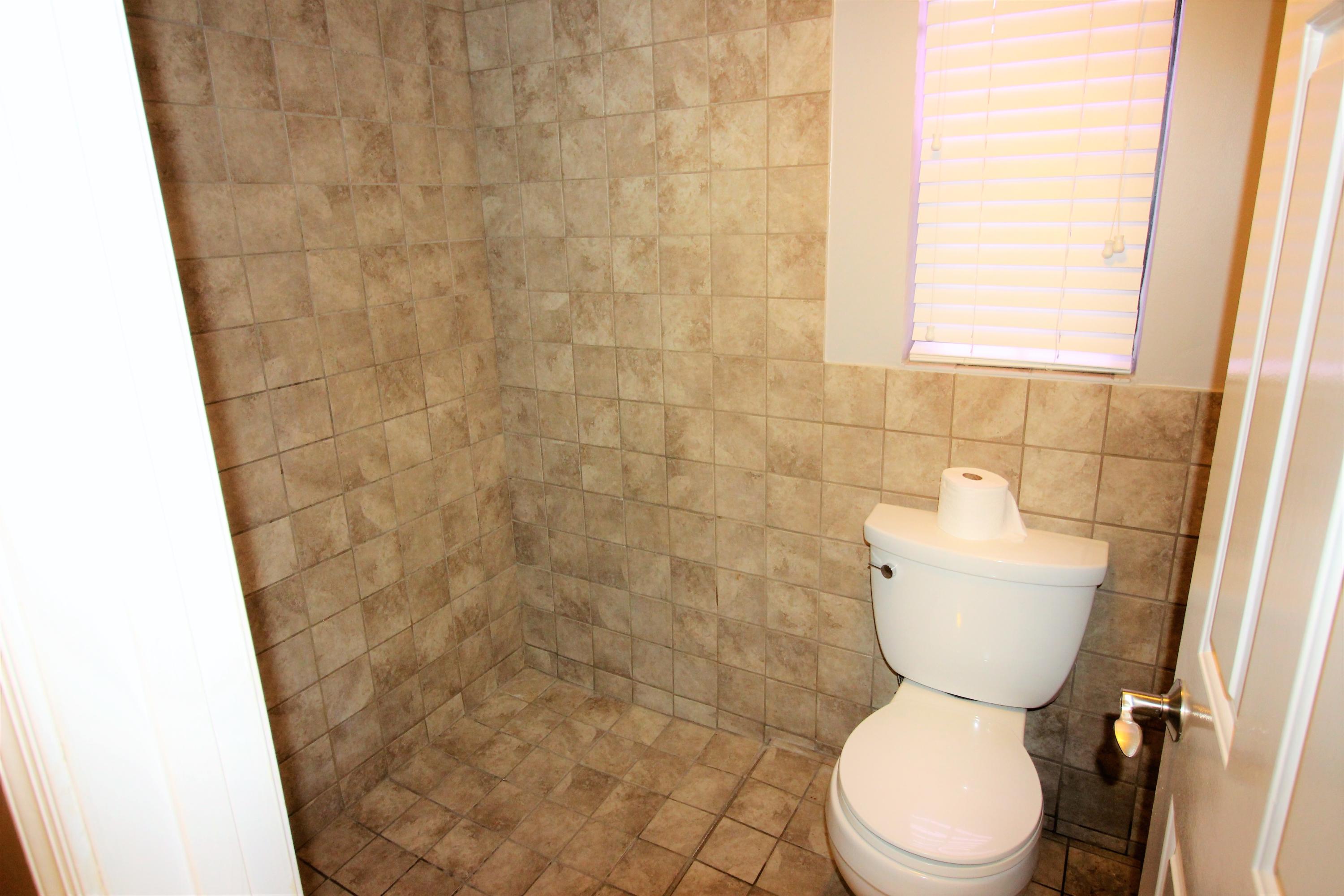 2600 Greenwood Terrace, Unit G101 Boca Raton, FL 33431 - Photo 16 of 28 master bathroom
