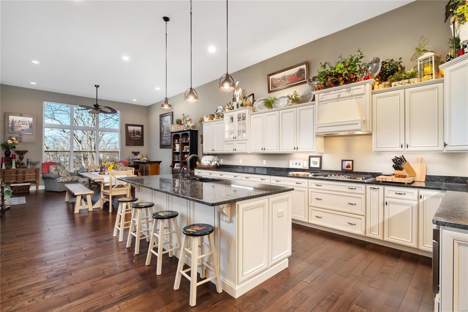 1612 Beckham Ridge Court St. Louis, MO 63146 - Photo 14 of 56 Gallery Image 14