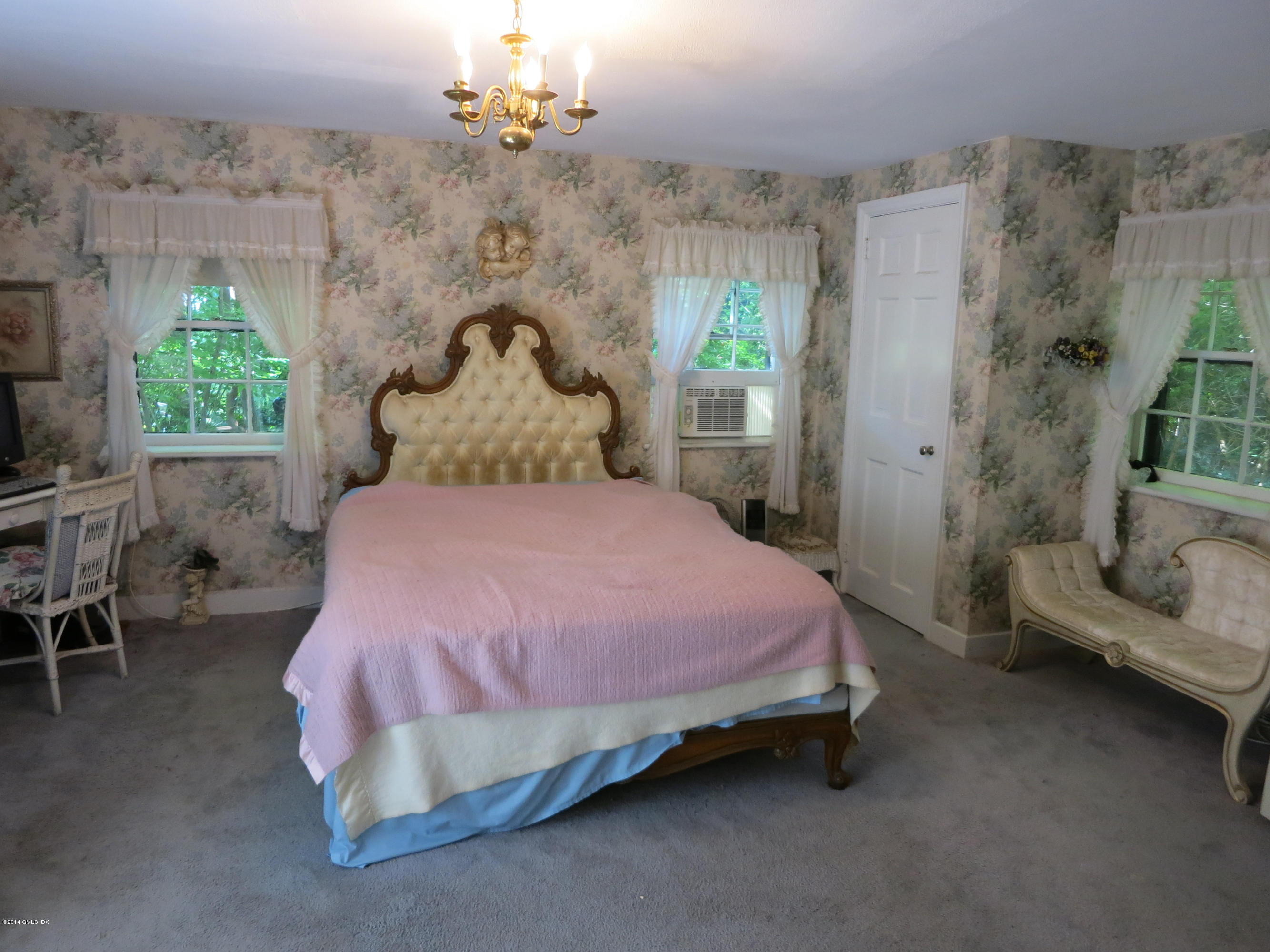 12 Hidden Brook Road Riverside, CT 06878 - Photo 7 of 13 IMG_0816