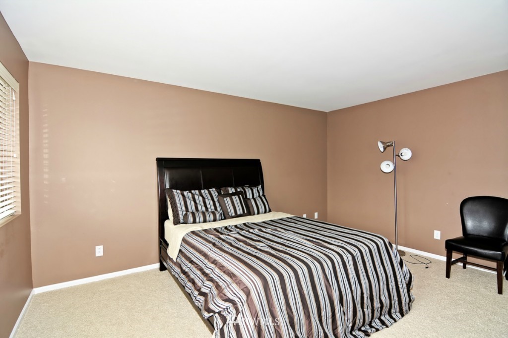 18513 36th Drive Southeast Bothell, WA 98012 - Photo 12 of 23 Gallery Image 12