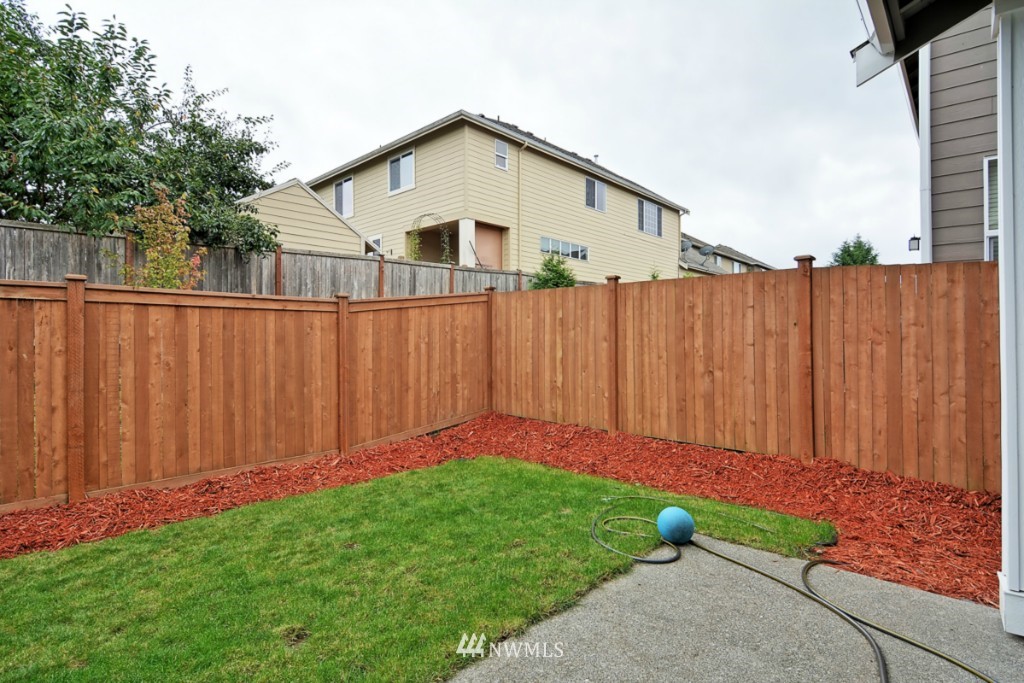 18513 36th Drive Southeast Bothell, WA 98012 - Photo 22 of 23 Gallery Image 22