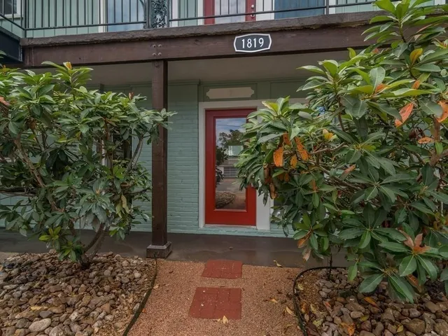 $975 | 1819 Cove Park Drive, Unit 2, League City, TX 77565