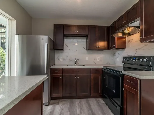 $975 | 1819 Cove Park Drive, Unit 2, League City, TX 77565