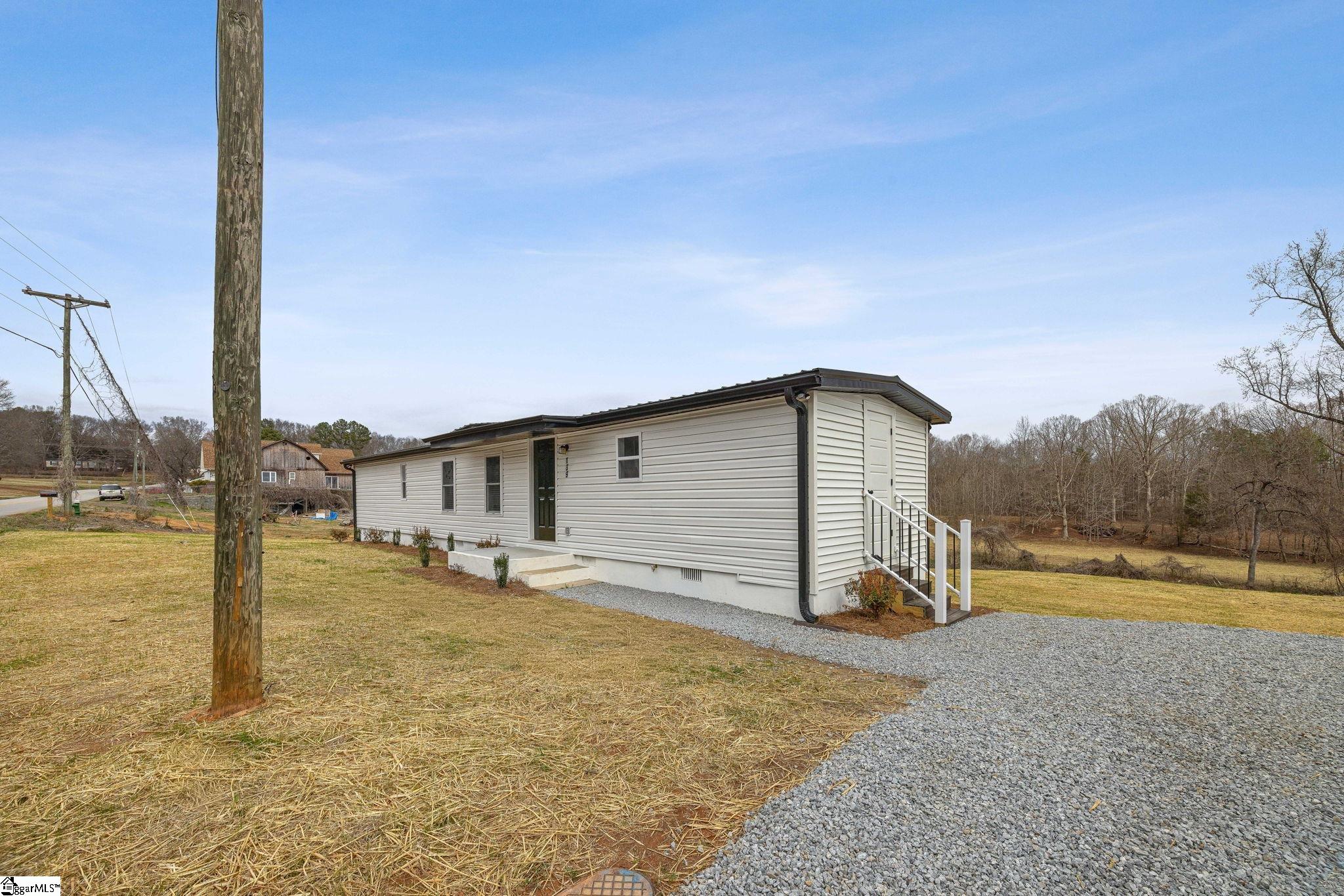 139 Davis Road Easley, SC 29640 - Photo 26 of 32