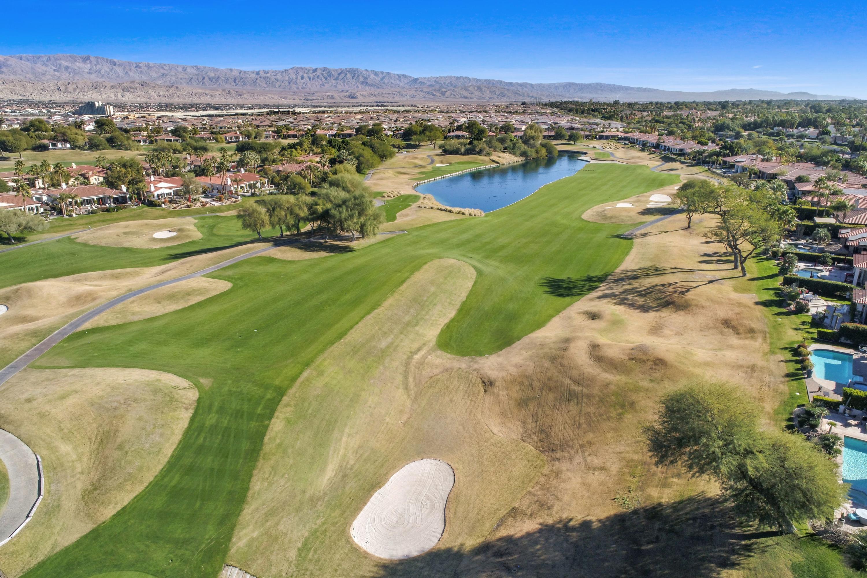 122 Loch Lomond Road Rancho Mirage, CA 92270 - Photo 29 of 34 a view of a city