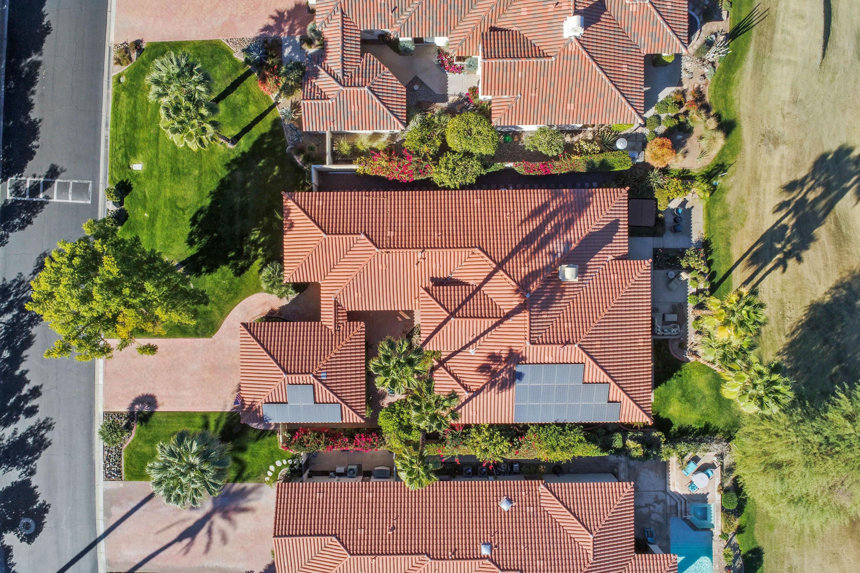 122 Loch Lomond Road Rancho Mirage, CA 92270 - Photo 33 of 34 an aerial view of a house