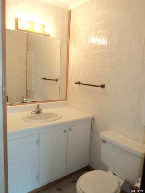263 South Allen Road St. Clair, MI 48079 - Photo 13 of 27 263 S ALLEN PHOTOS 014 - Copy.JPG