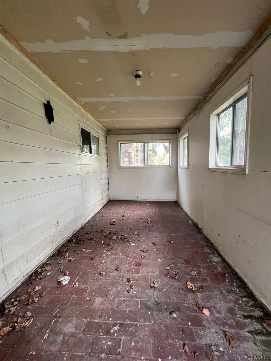 16816 Inverness Street Detroit, MI 48221 - Photo 21 of 23 Gallery Image 21