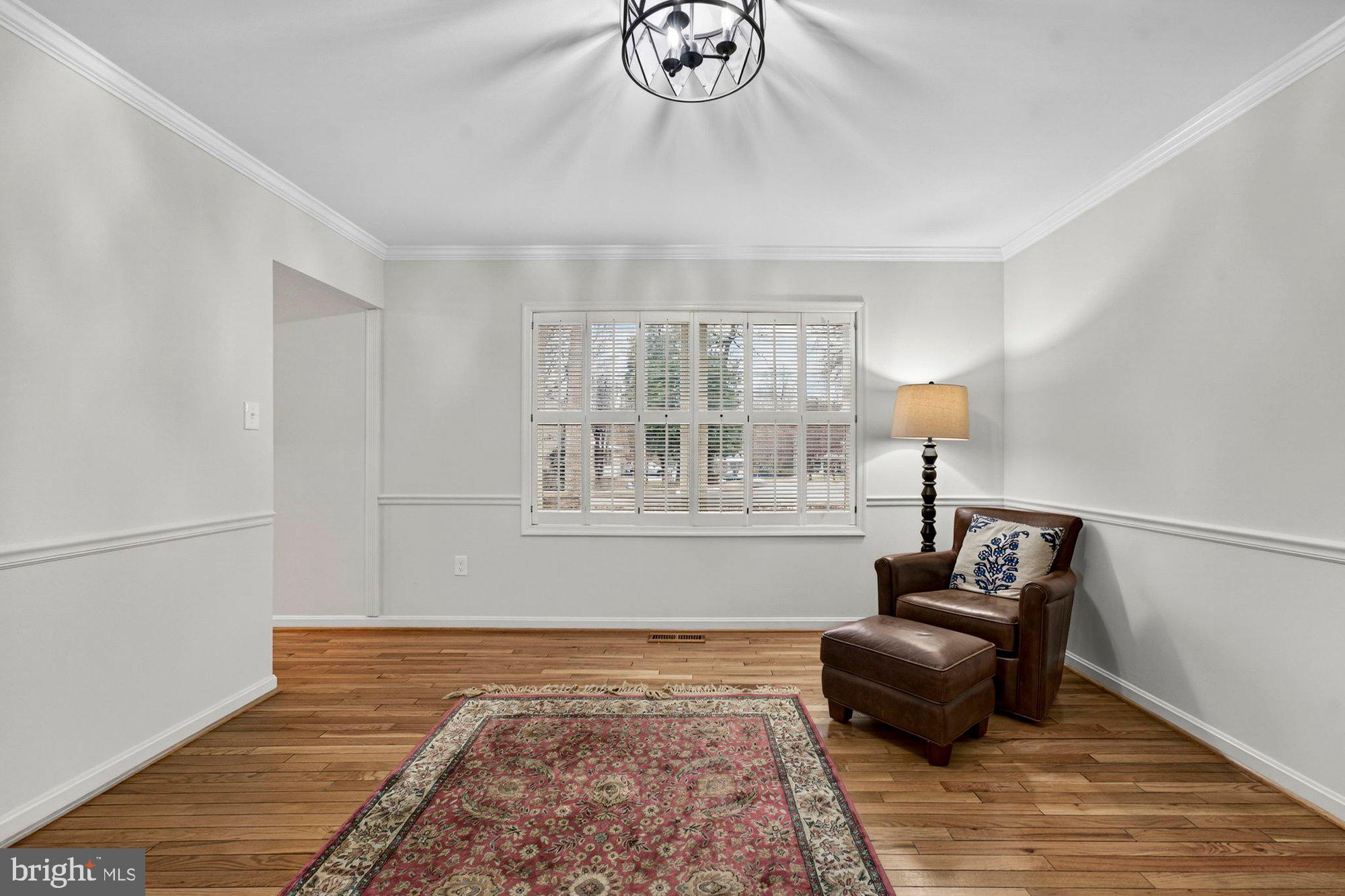 930 Park Street Vienna, VA 22180 - Photo 13 of 83 a living room with furniture and a window