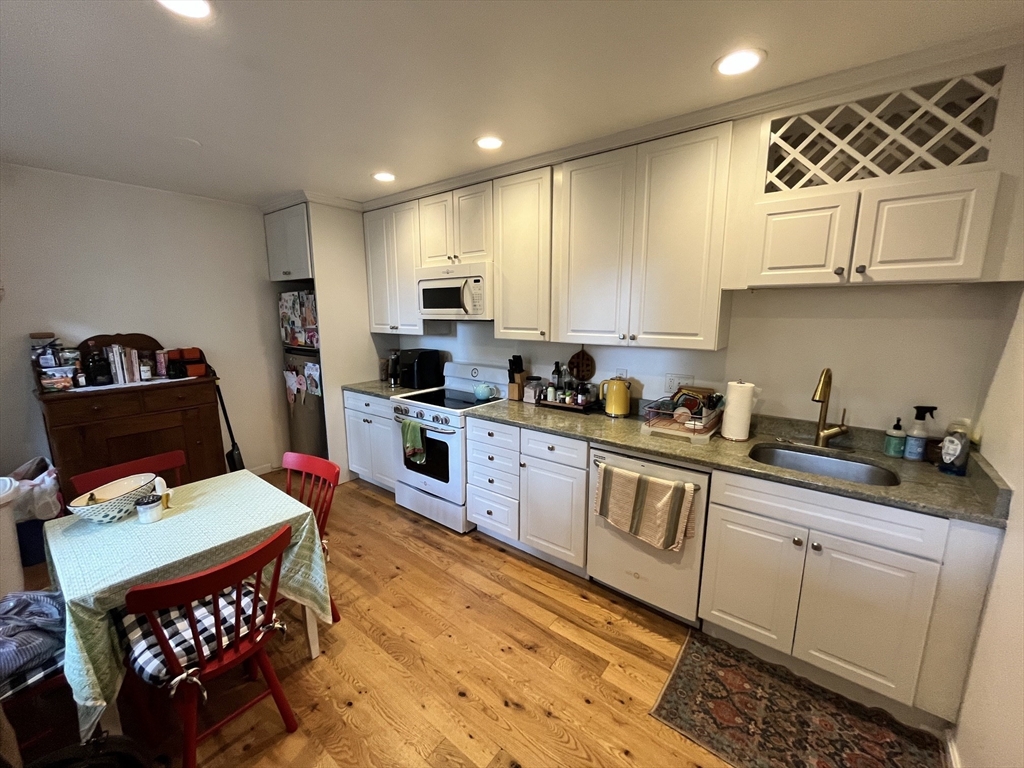 115 Elm Street, Unit 1 Boston, MA 02129 - Photo 5 of 10