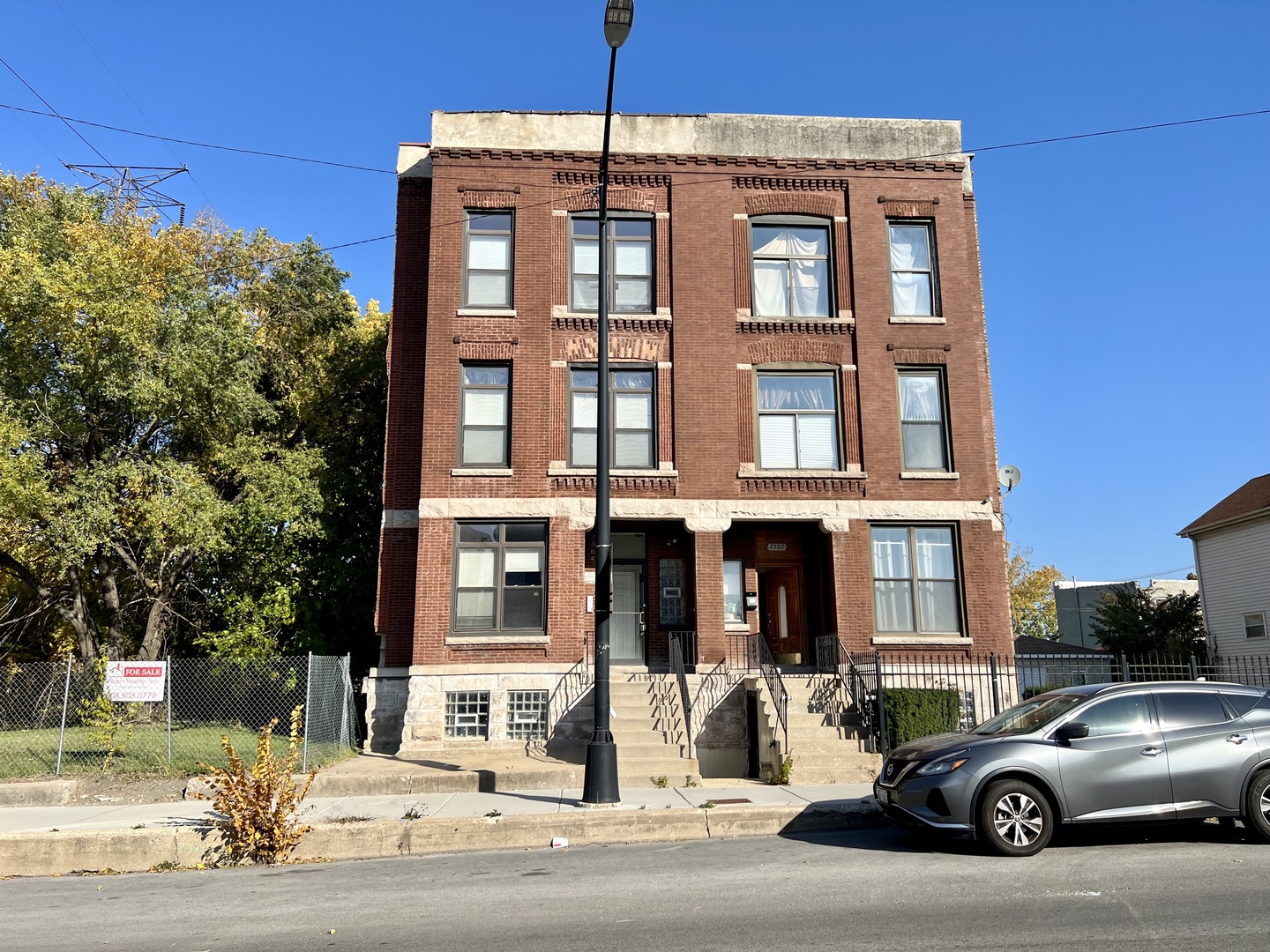 2562 West Washington Boulevard, Chicago, IL 60612 Compass