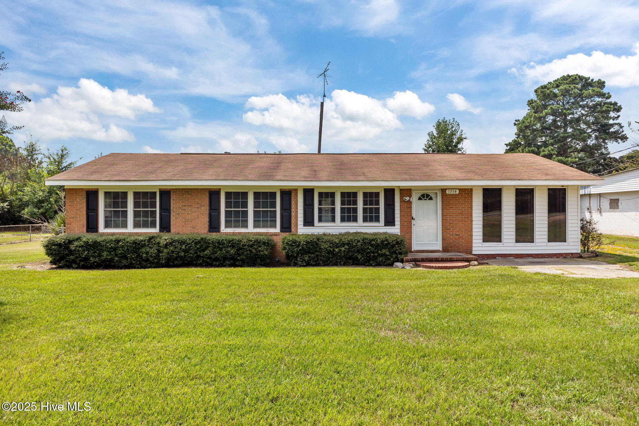 1334 Alamac Road Lumberton, NC 28358 - Photo 1 of 30 1-web-or-mls-AZ3A4185