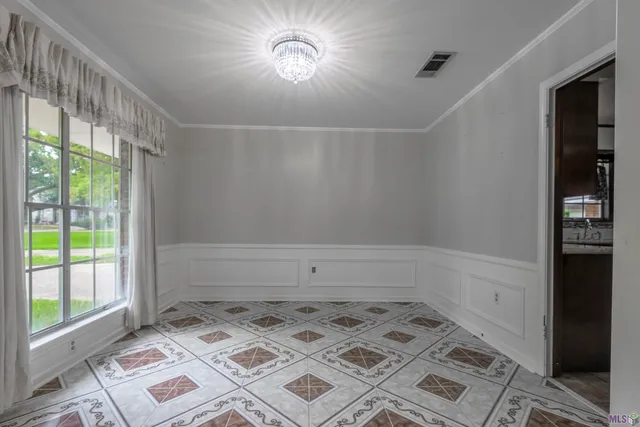 $489,000 | 3616 South Lakeshore Drive, Baton Rouge, LA 70808