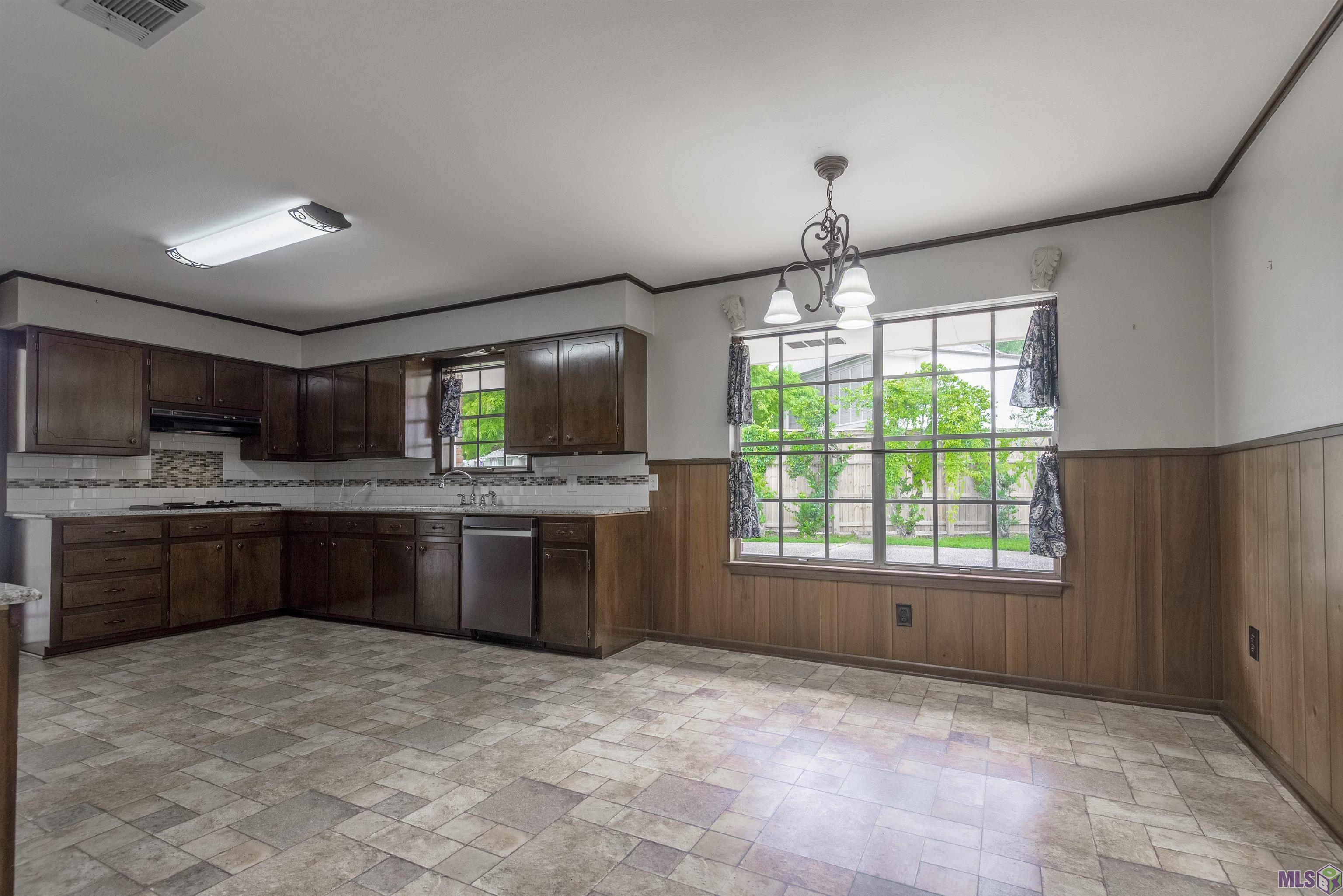 3616 South Lakeshore Drive Baton Rouge, LA 70808 - Photo 10 of 33