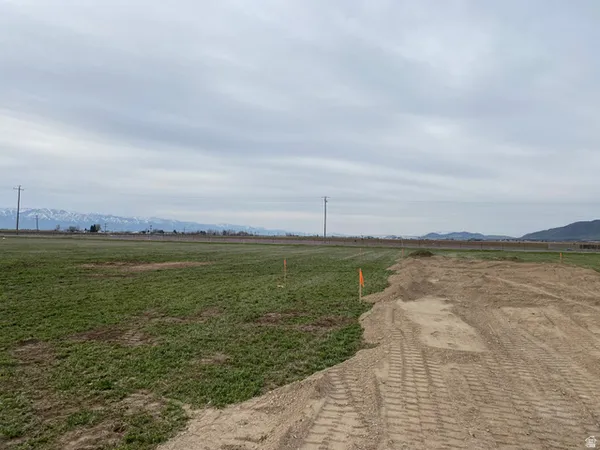 $324,900 | 3226 North 4400 West, Unit 1, Dayton, ID 83232