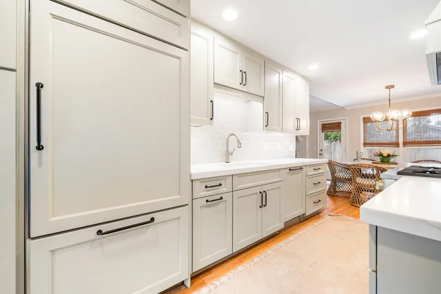 $885,000 | 1107 Port Harbor Court, Mount Pleasant, SC 29464