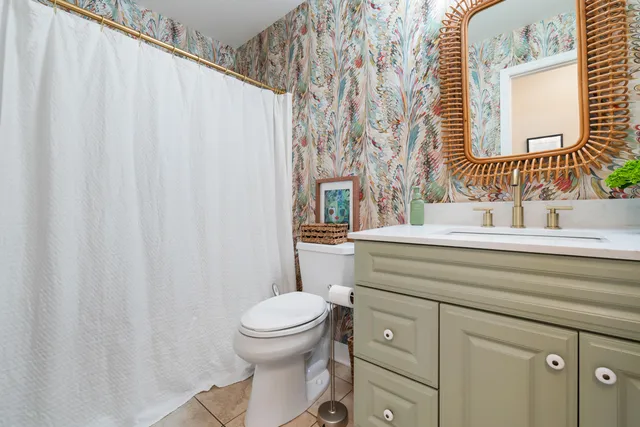 $885,000 | 1107 Port Harbor Court, Mount Pleasant, SC 29464