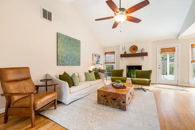 $885,000 | 1107 Port Harbor Court, Mount Pleasant, SC 29464