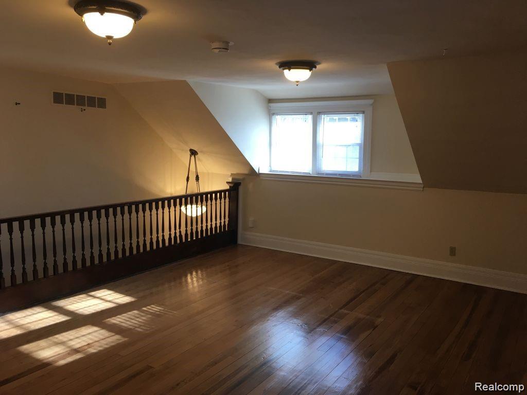 20985 Halsted Road Northville, MI 48167 - Photo 17 of 30