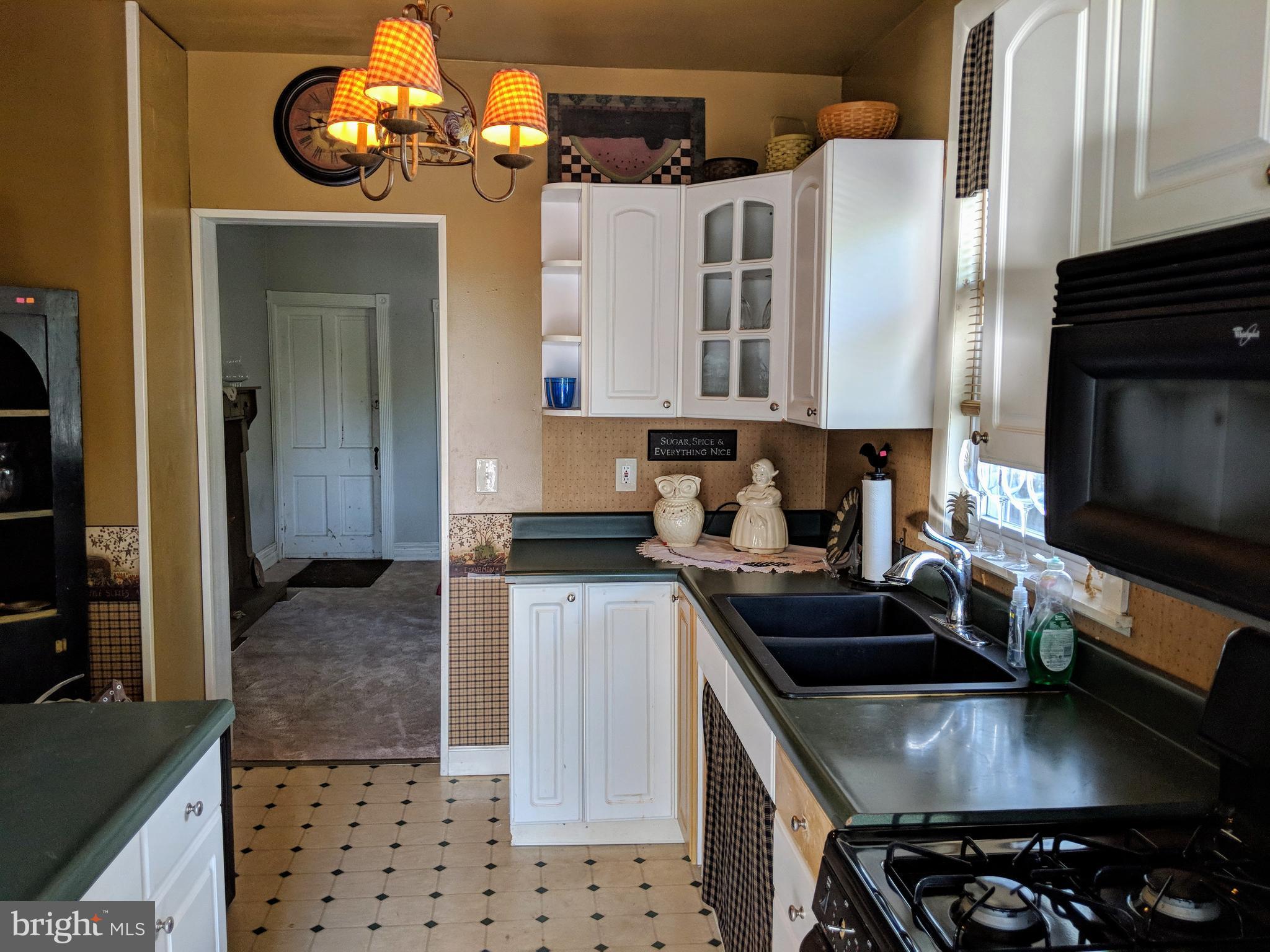 21 North Allentown Road Telford, PA 18969 - Photo 4 of 11