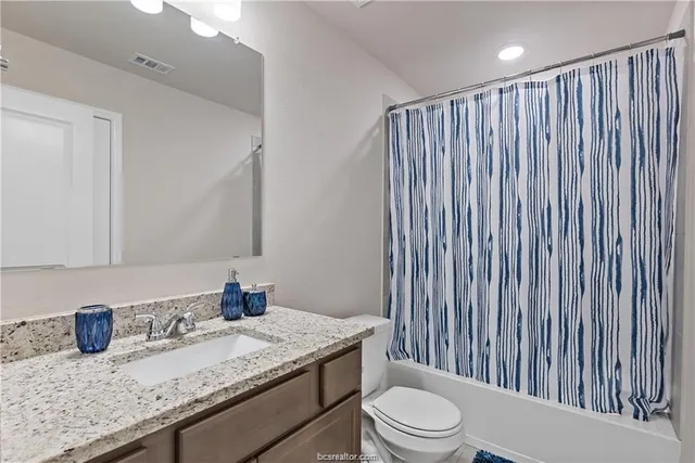 $2,600 | 6221 Southern Cross Drive, College Station, TX 77845