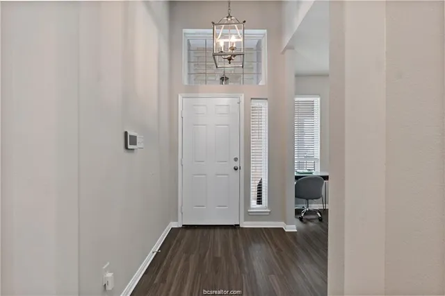 $2,600 | 6221 Southern Cross Drive, College Station, TX 77845