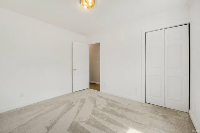 $384,900 | 2145 East 770 South, Wolcottville, IN 46795