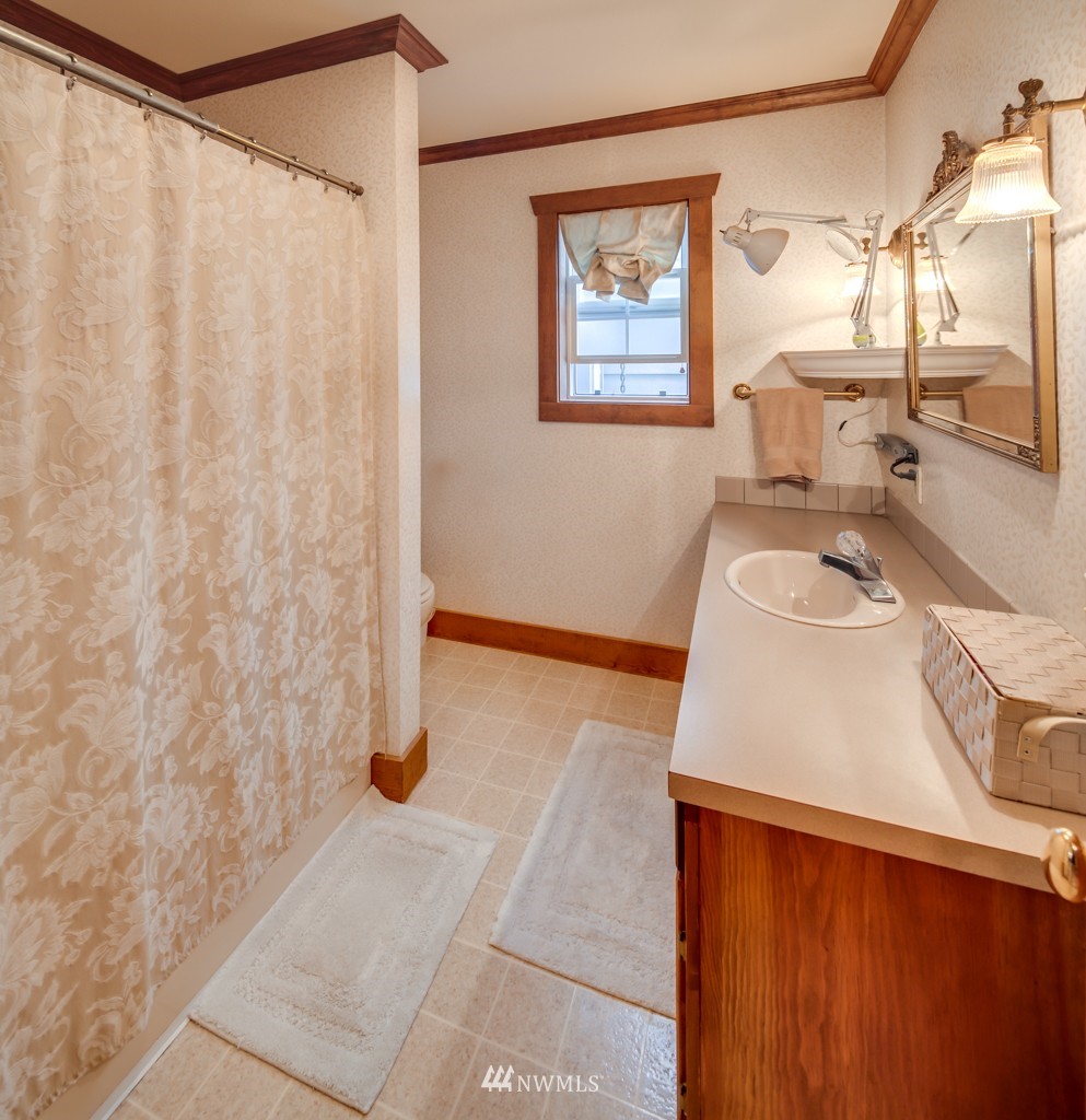 8709 Vinup Road Lynden, WA 98264 - Photo 14 of 24 Gallery Image 14