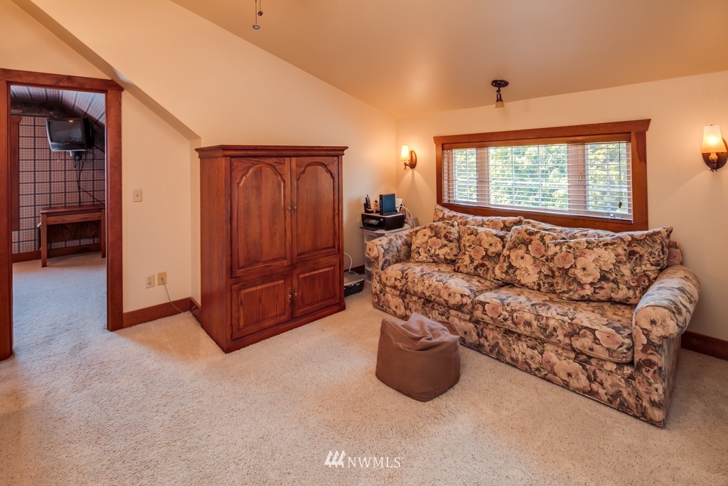 8709 Vinup Road Lynden, WA 98264 - Photo 17 of 24 Gallery Image 17