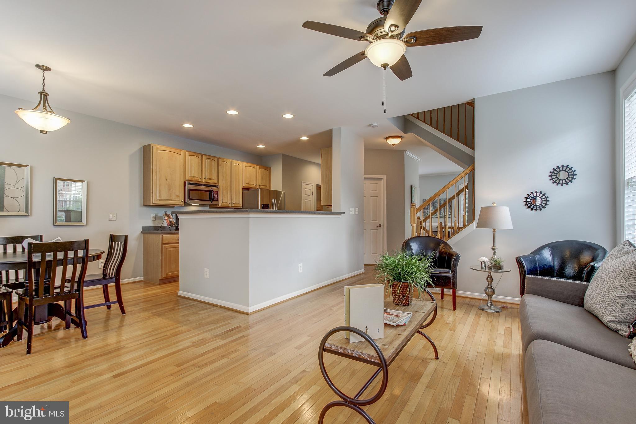 47831 Scotsborough Square Sterling, VA 20165 - Photo 12 of 37