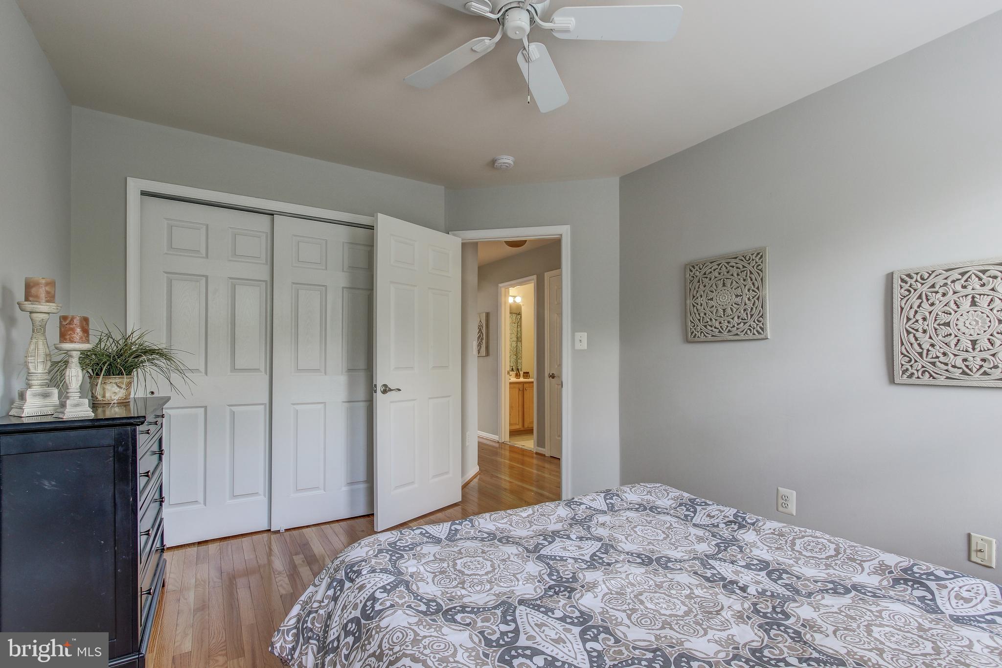 47831 Scotsborough Square Sterling, VA 20165 - Photo 24 of 37