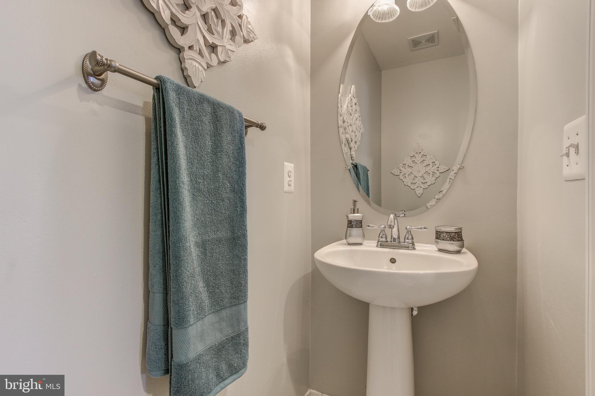 47831 Scotsborough Square Sterling, VA 20165 - Photo 29 of 37