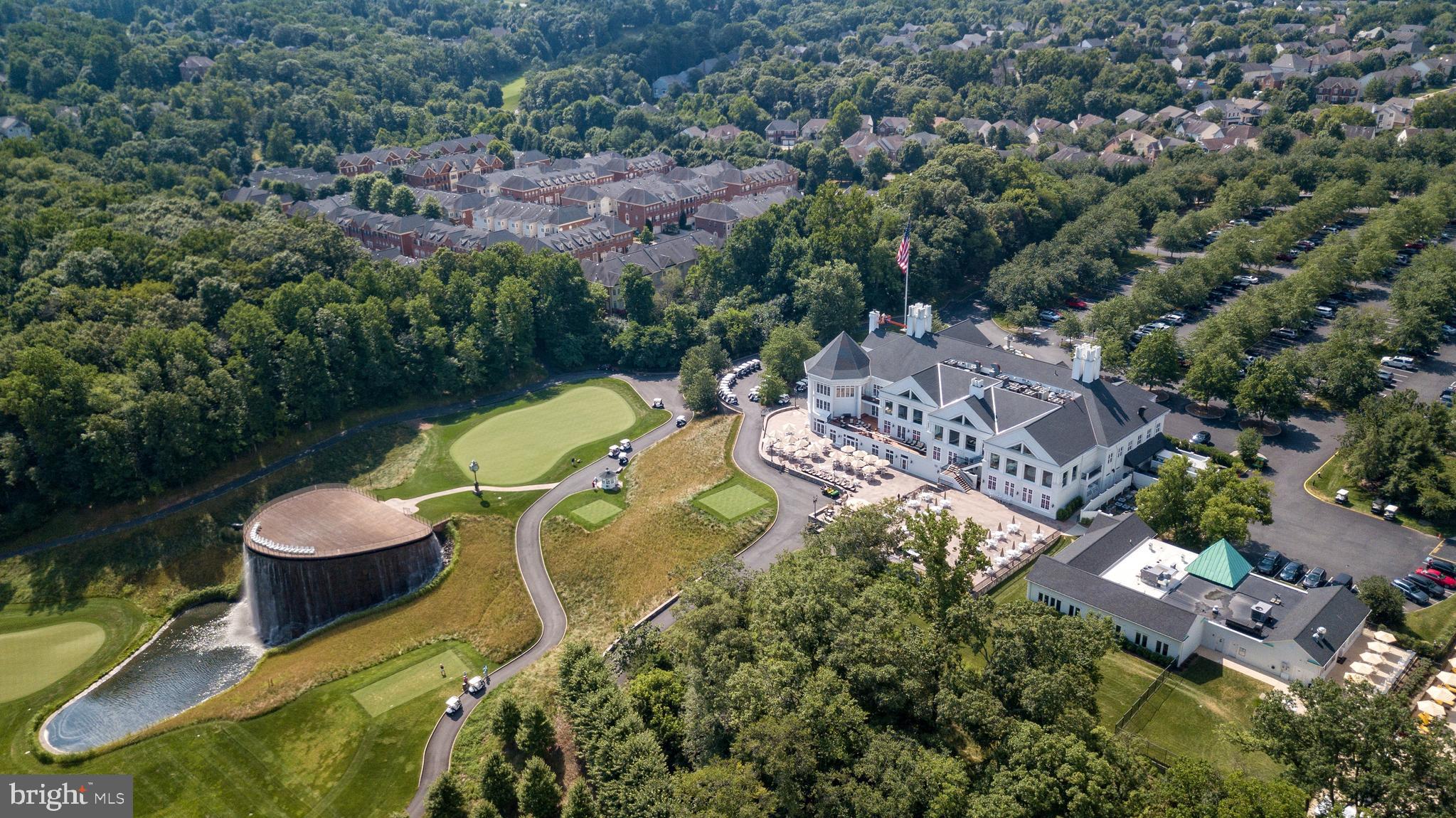 47831 Scotsborough Square Sterling, VA 20165 - Photo 34 of 37