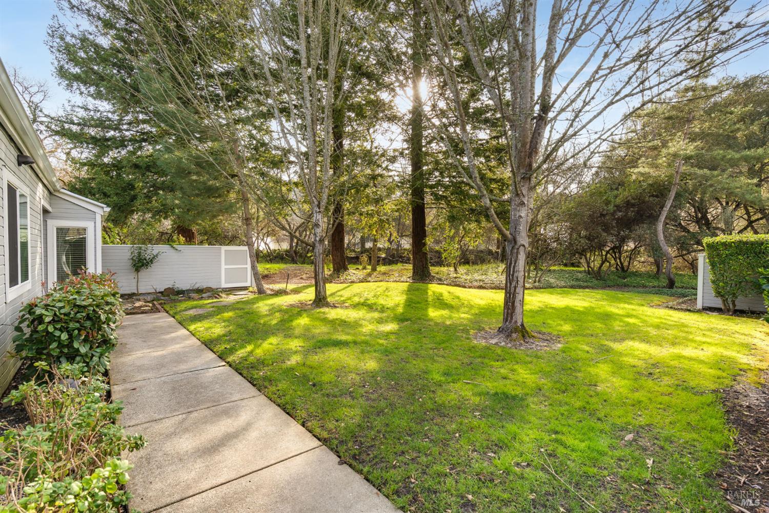 2322 Lakeview Drive Santa Rosa, CA 95405 - Photo 25 of 47 Walkway to front door.