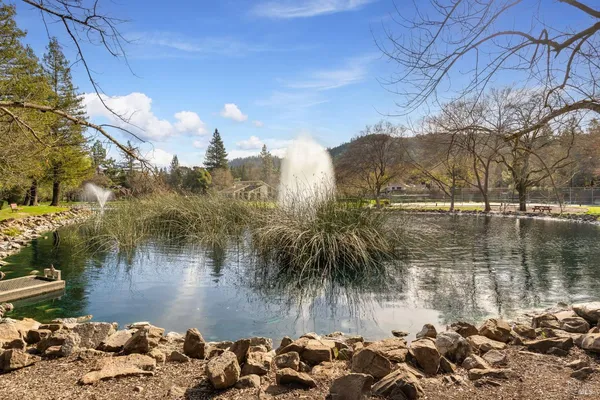 $690,000 | 2322 Lakeview Drive, Santa Rosa, CA 95405