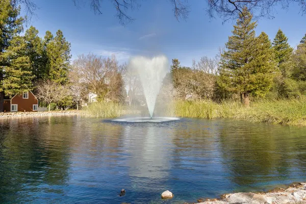 $690,000 | 2322 Lakeview Drive, Santa Rosa, CA 95405