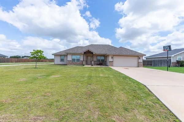 $2,850 | 246 Foxtrot Lane, Abilene, TX 79602