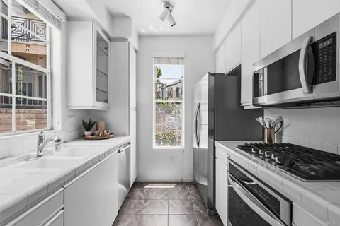 $775,000 | 3554 Caminito El Rincon, Unit 59, San Diego, CA 92130