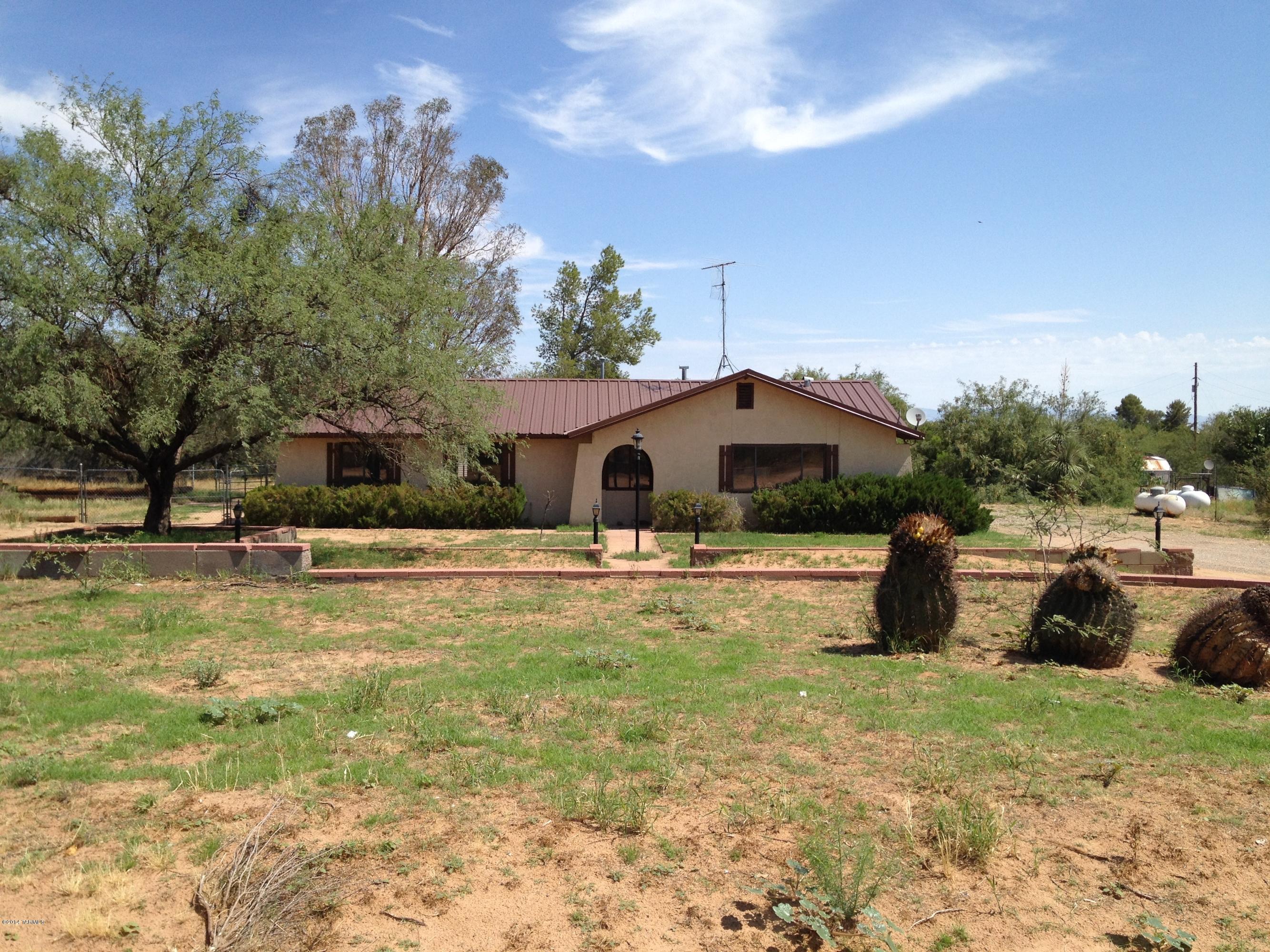 2727 East Davis Road Sahuarita, AZ 85629 - Photo 2 of 10