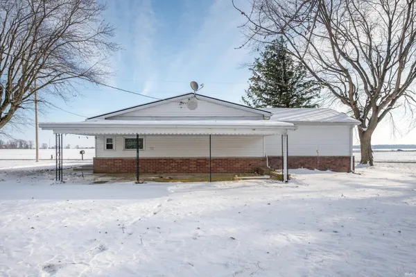 $93,000 | 5637 North County Road 900 East, Mooreland, IN 47360