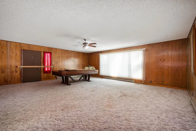 $1 | 5637 North County Road 900 East, Mooreland, IN 47360