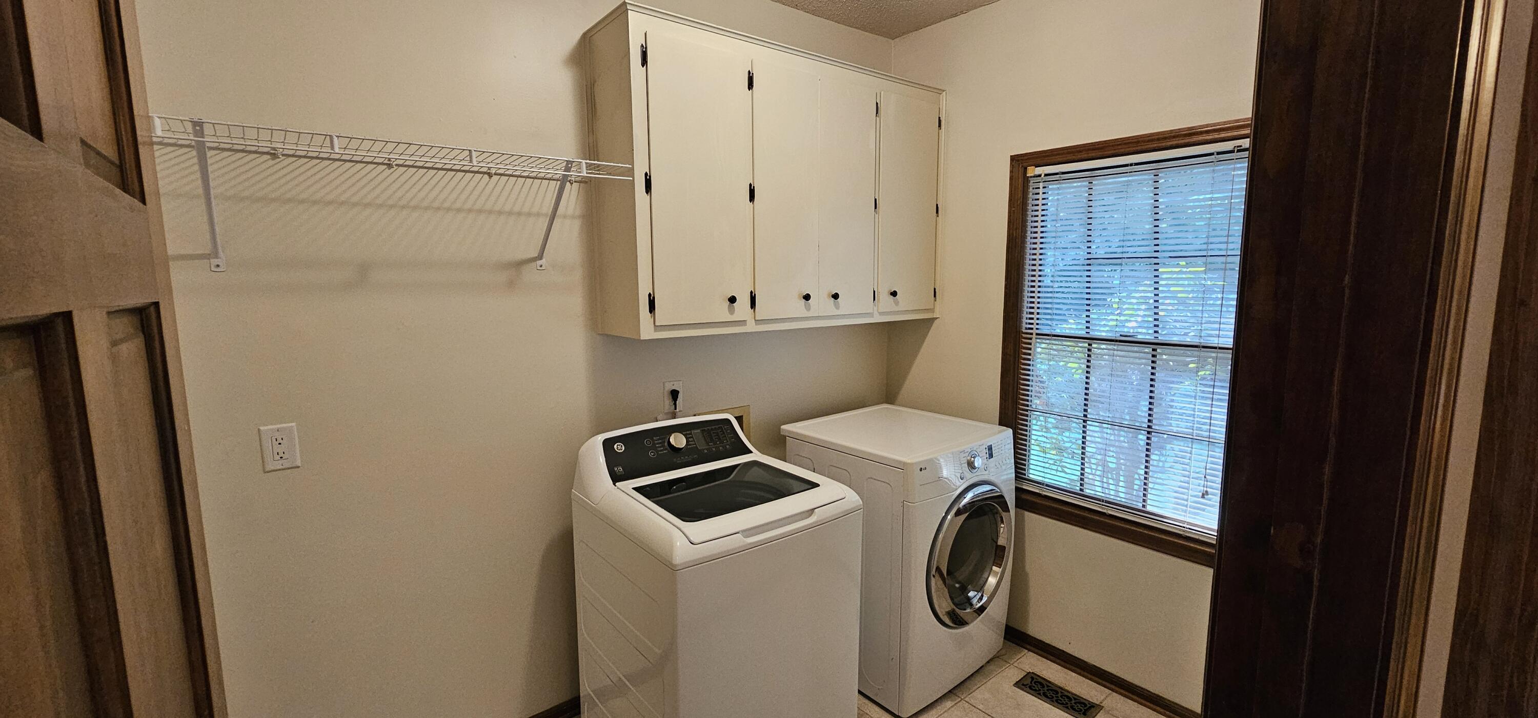 812 Cape Cod Court Evans, GA 30809 - Photo 5 of 46 Full laundry room