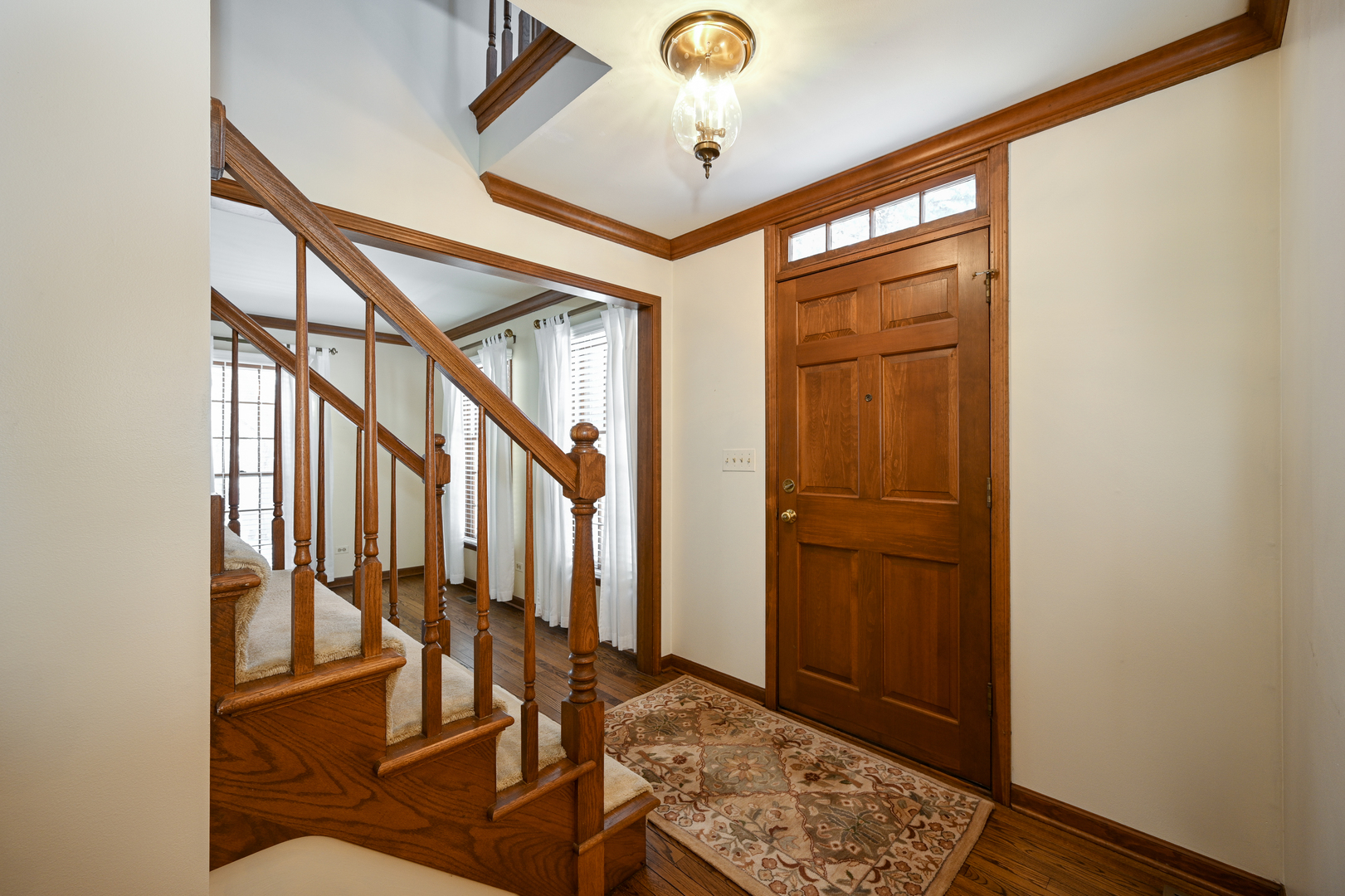 1564 Stonebridge Trail Wheaton, IL 60189 - Photo 4 of 24