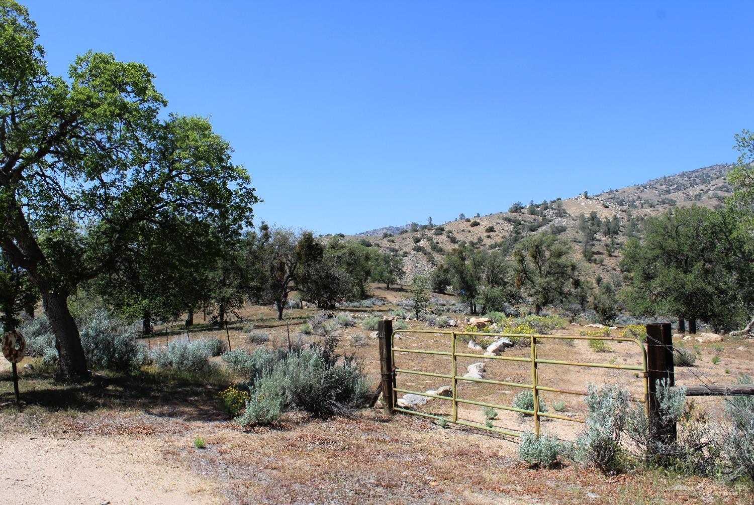 16037 Walker Basin Road Caliente, CA 93518 - Photo 14 of 15 Gallery Image 14