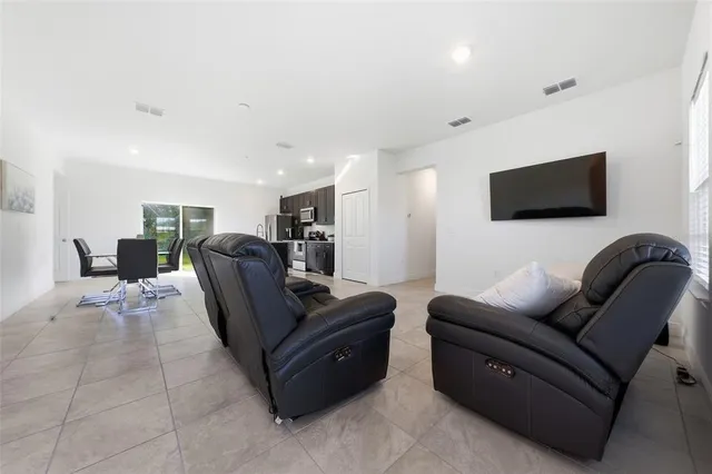 $280,000 | 14388 Southwest 45th Circle, Ocala, FL 34473