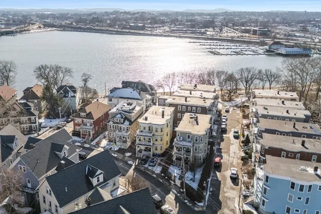 $3,700 | 185 Savin Hill Avenue, Unit 3, Boston, MA 02125