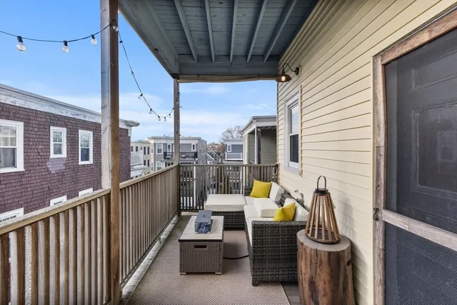 $3,700 | 185 Savin Hill Avenue, Unit 3, Boston, MA 02125