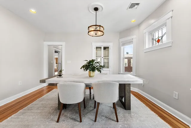 $3,700 | 185 Savin Hill Avenue, Unit 3, Boston, MA 02125