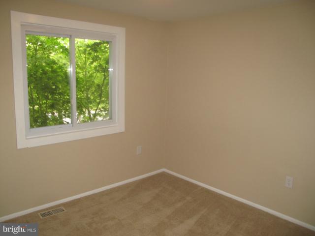 248 North Cottage Road Sterling, VA 20164 - Photo 10 of 15 Bedroom